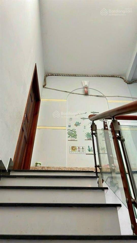 Nhà huỳnh thị hai, 52m2 nhỉnh 4 tỷ hẻm xe hơi.