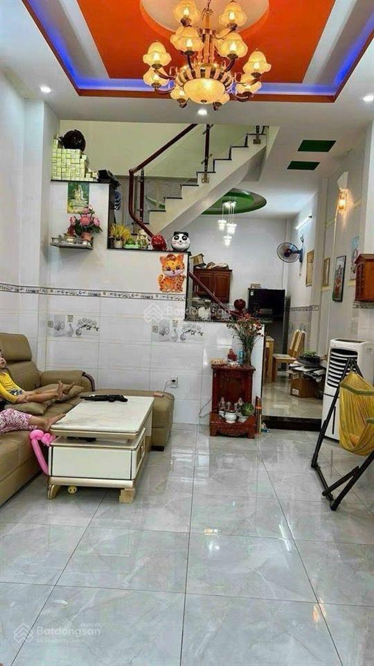 Nhà huỳnh thị hai, 52m2 nhỉnh 4 tỷ hẻm xe hơi.