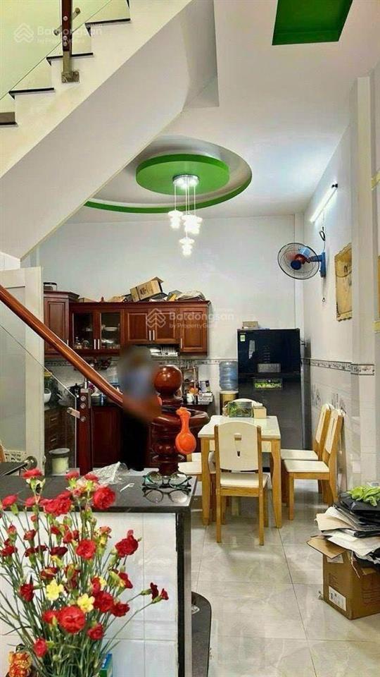 Nhà huỳnh thị hai, 52m2 nhỉnh 4 tỷ hẻm xe hơi.