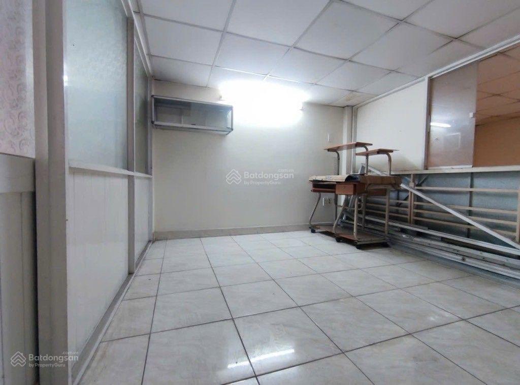 Lê văn khương,80 m2, hẻm xe hơi thông thoáng, bán 5tỷ 890. ngà nhà thật sài gòn hỗ trợ xem nhà.