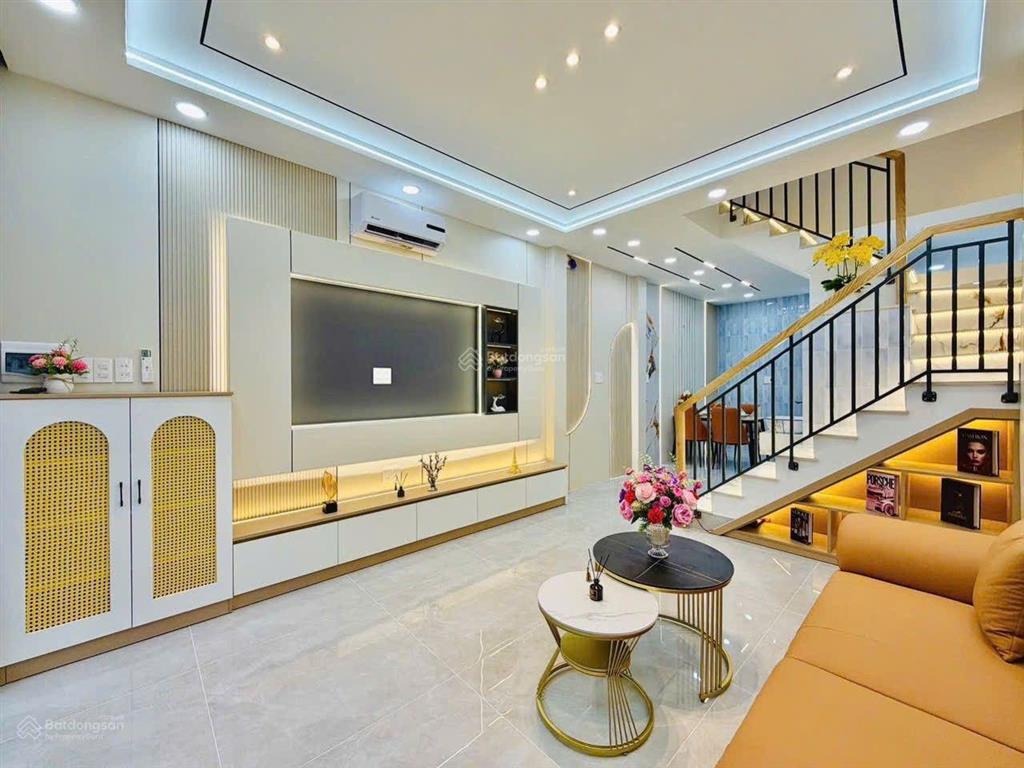 Bán nhà nguyễn thị búp,80 m2, nhỉnh 6 tỷ, hẻm xe hơi. ngà nhà thật q 12.