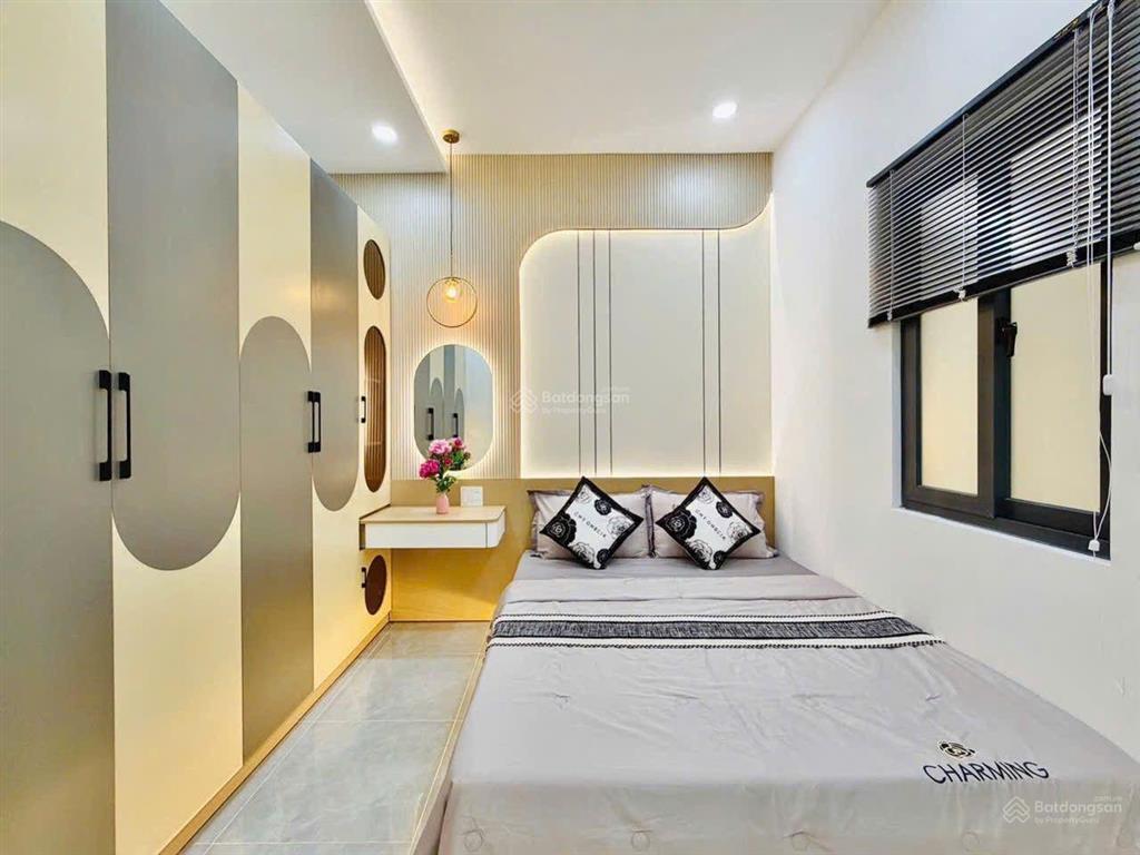 Bán nhà nguyễn thị búp,80 m2, nhỉnh 6 tỷ, hẻm xe hơi. ngà nhà thật q 12.