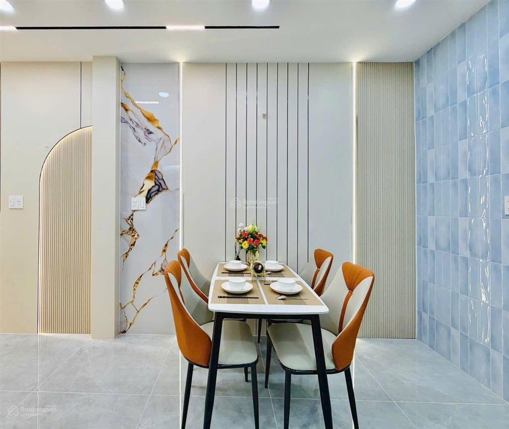 Bán nhà nguyễn thị búp,80 m2, nhỉnh 6 tỷ, hẻm xe hơi. ngà nhà thật q 12.