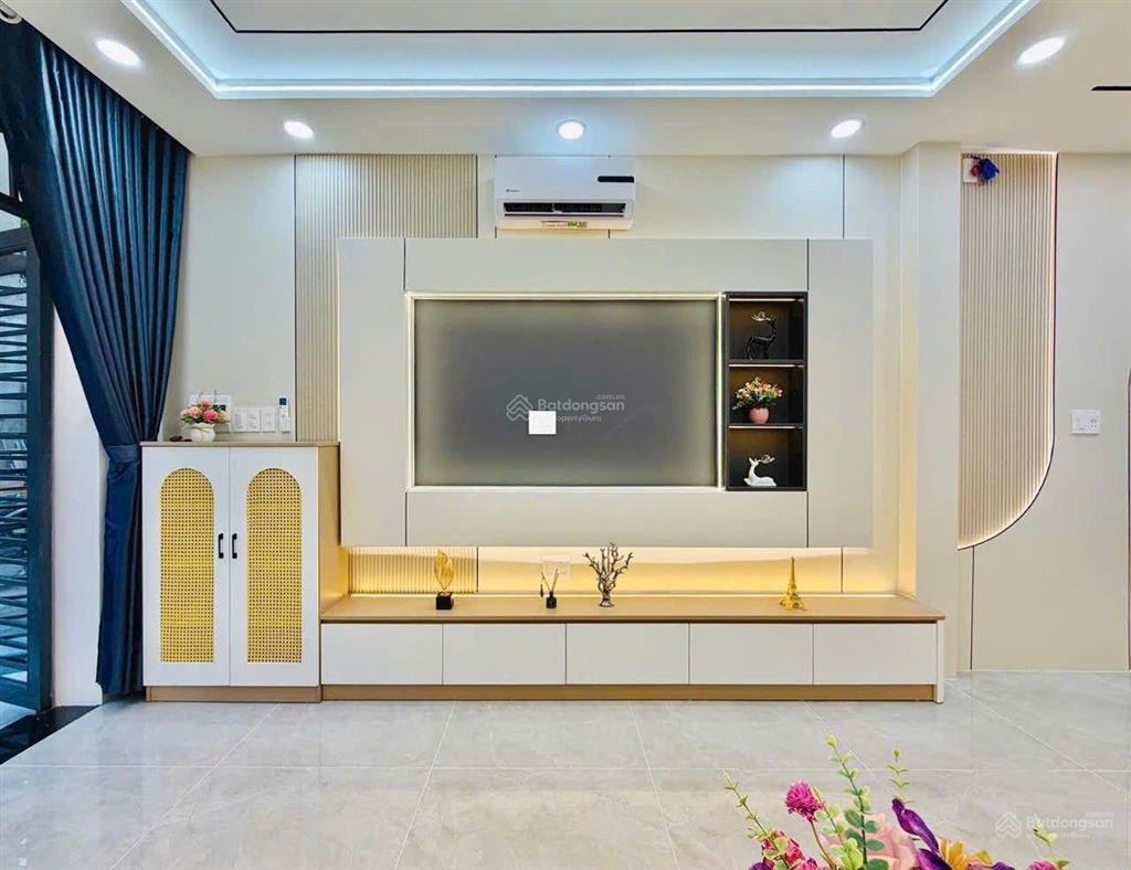 Bán nhà nguyễn thị búp,80 m2, nhỉnh 6 tỷ, hẻm xe hơi. ngà nhà thật q 12.