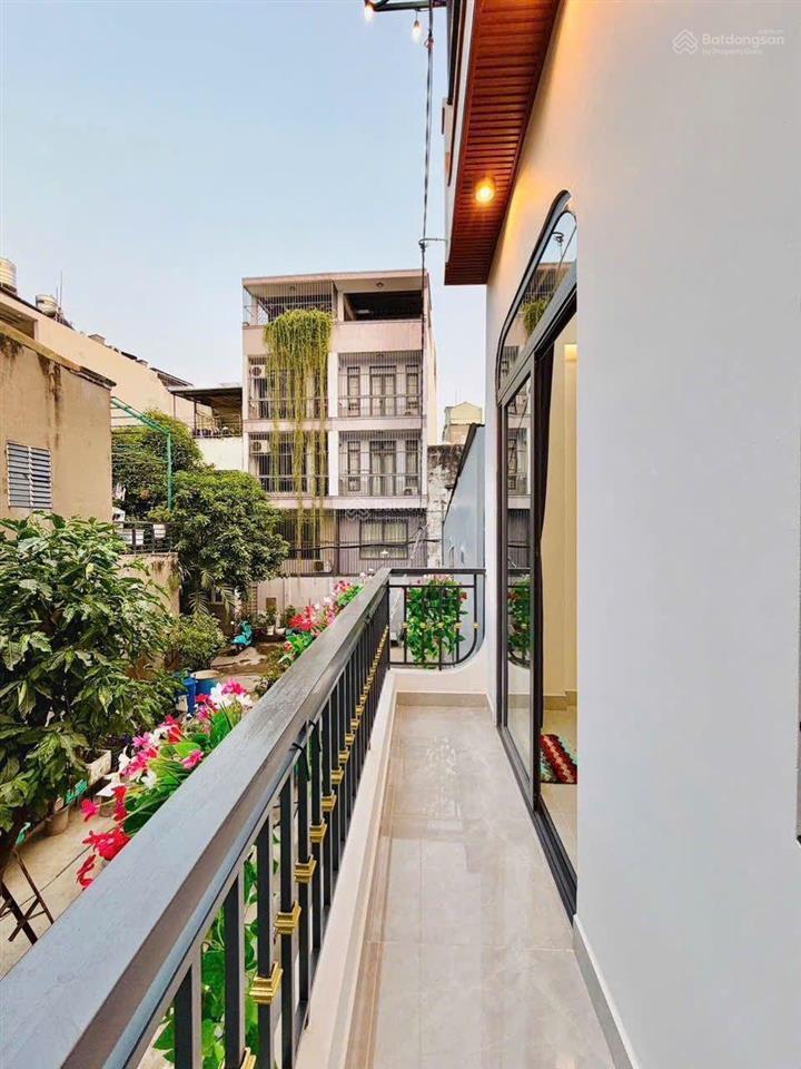 Bán nhà nguyễn thị búp,80 m2, nhỉnh 6 tỷ, hẻm xe hơi. ngà nhà thật q 12.