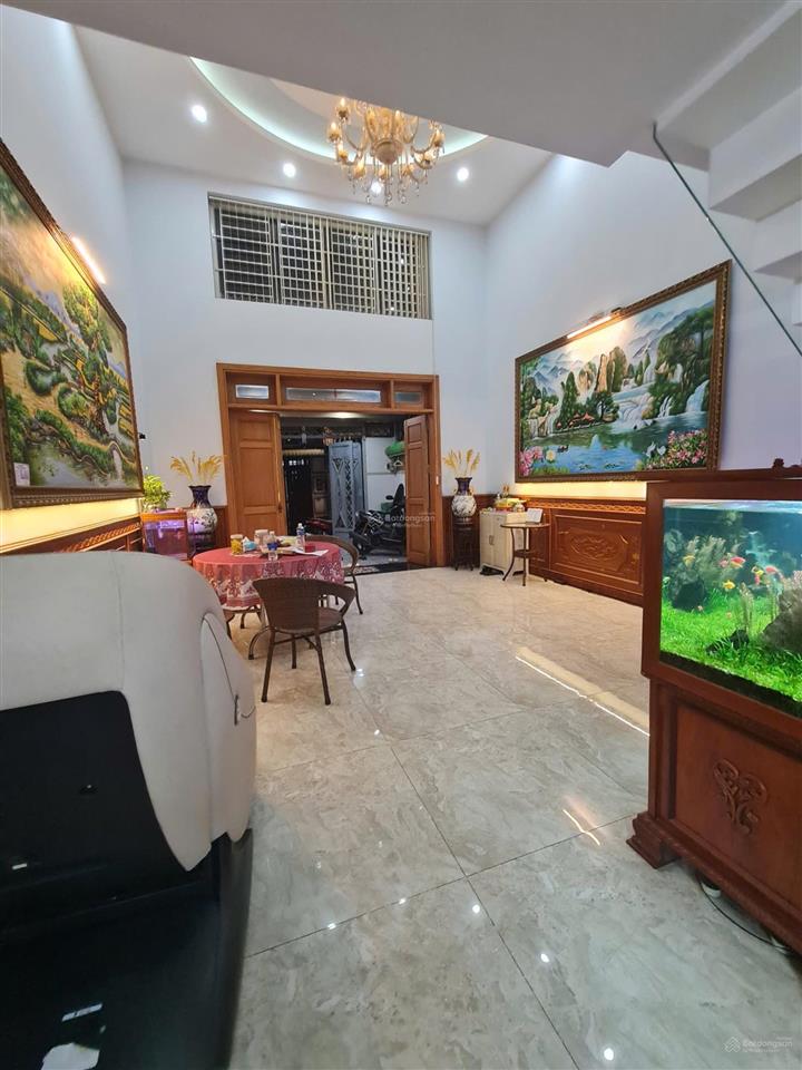 Hơn 6 tỷ, nhà q12, ngang 5x17m siêu hiếm, nhà 5 tầng bề thế, gara 2 oto, nội thất nhập khẩu