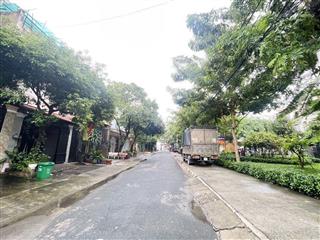 Nhà bà điểm,160 m2, chỉ hơn 8tỷ, hẻm rộng thông thoảng. ngà nhà thật giá thật chính chủ.