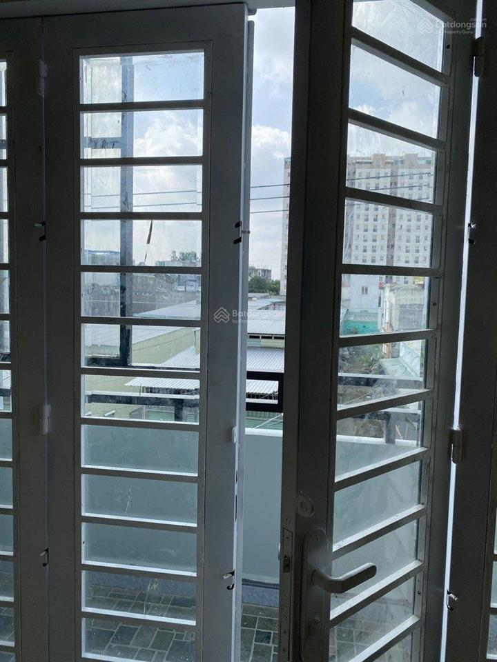 Nhà bà điểm,160 m2, chỉ hơn 8tỷ, hẻm rộng thông thoảng. ngà nhà thật giá thật chính chủ.