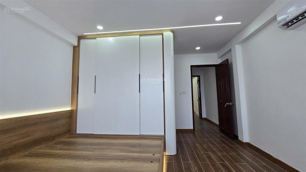 Nhà hà huy giáp,80 m2, bán 6tỷ 1, hẻm xe tải thông, ngà nhà thật sài gòn.