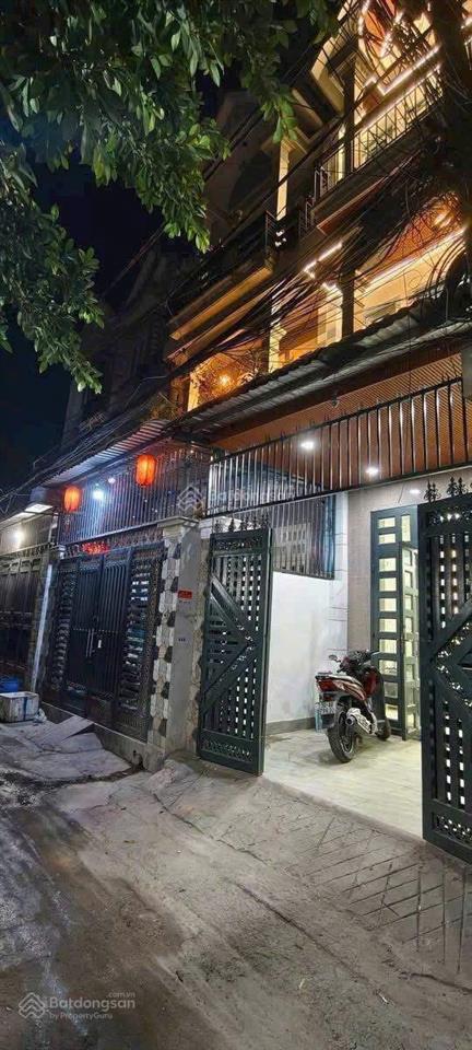 Hẻm xe hơi, 67 m², 4 pn, bán 5 tỷ 1.  ngay ngà nhà thật sài gòn xem nhà trực tiếp.