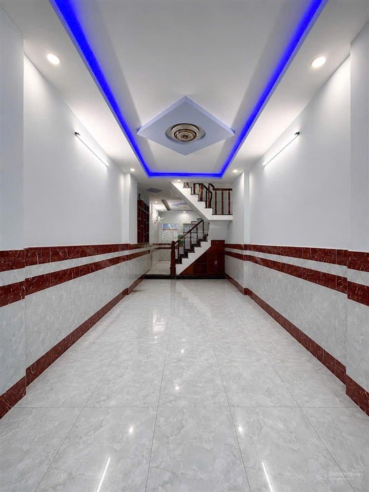 Nhà trung mỹ tây, 52.9m2, 3 tỷ 85 3pn 2wc, hẻm rộng thông thoáng.  ngà nhà thật q12