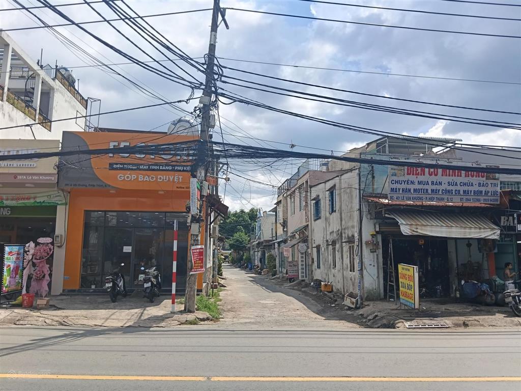 Nhà lê văn khương 80 m2, hẻm xe hơi thông thoáng, cn đủ không lộ giới.  ngà nhà thật sài gòn.