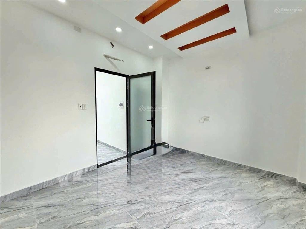 Nhà thới an 56 m2, bán 5 tỷ 5.  ngay nhà thật sài gòn xem nhà trực tiếp