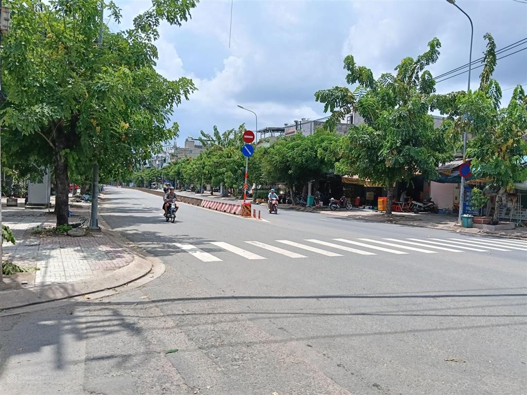 620m2 full thổ cư giá chỉ 17 tỷ cơ hội hiếm tại lê thị riêng