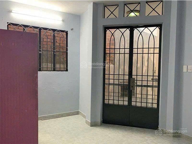 Bán nhà, hà huy giáp q12, 5 tỷ 2, dt 72 m2, hẻm xe một trục.  ngà hỗ trợ xem nhà trực tiếp