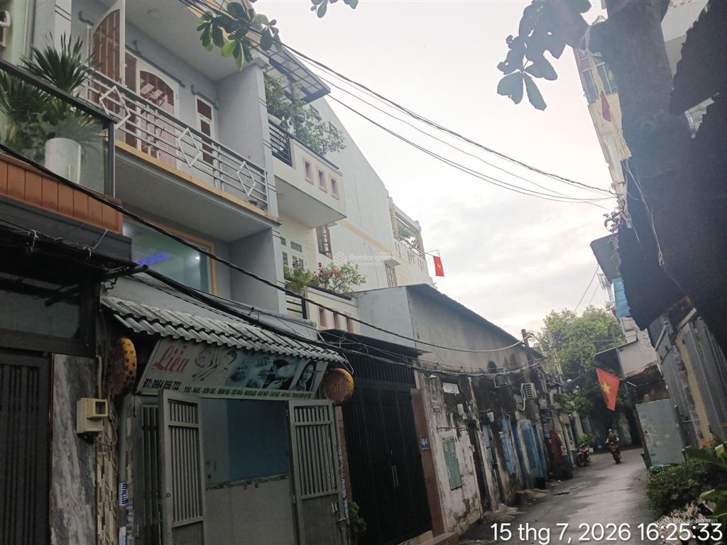 Bán nhà,72 m2, chỉ 5 tỷ 5, hẻm xe hơi thông., trung mỹ tây,q 12.  ngà nhà thật xem nhà trực tiếp.