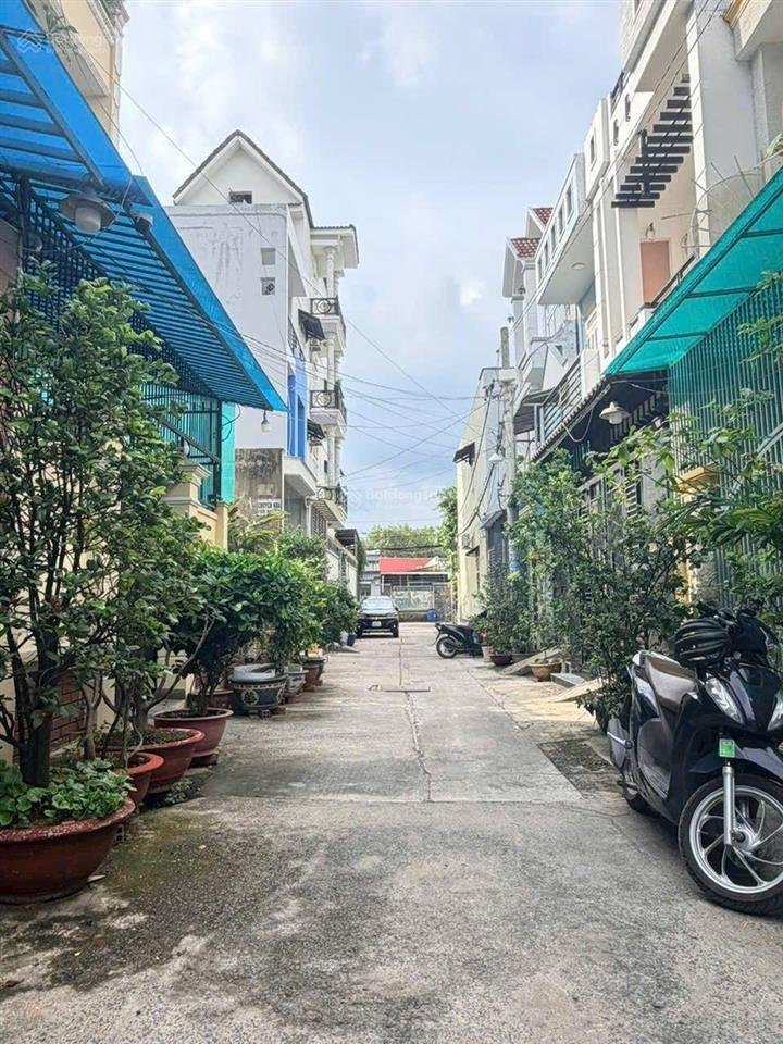 Bán nhà, 52 m2, chỉ 4 tỷ 360, hẻm xe hơi, thới an, q12.  ngà nhà thật sài gòn xem nhà trực tiếp.