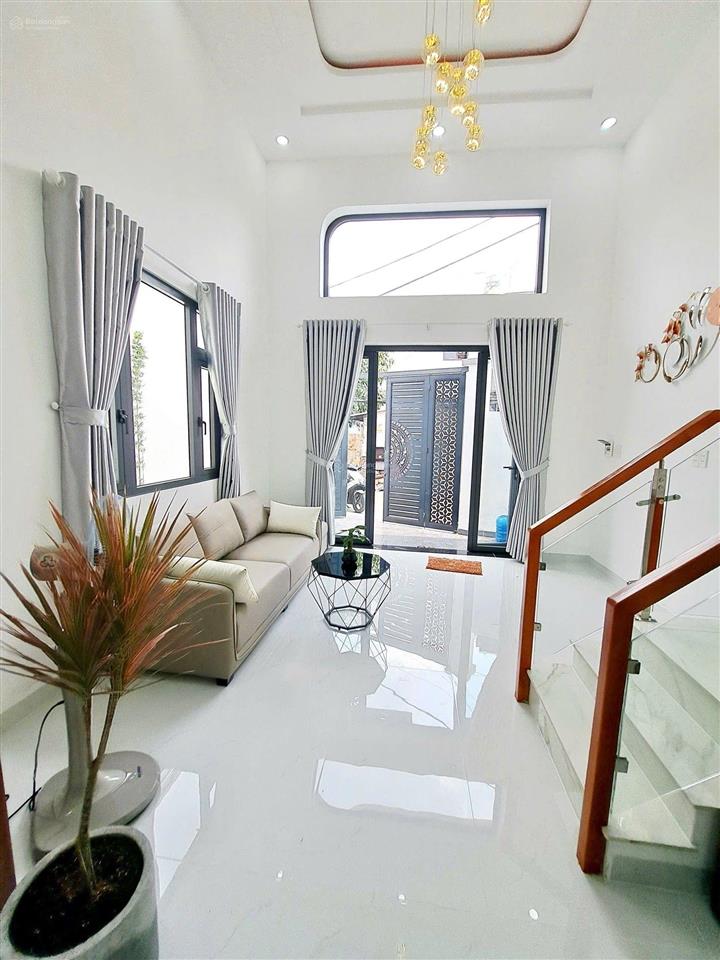 Nhà nguyễn ảnh thủ, trung chánh 1, 90 m2, bán 5 tỷ 2 hẻm xe hơi thông