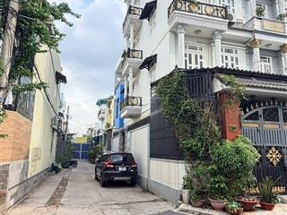 Bán lô đất 107 m2, 5 tỷ 9, hẻm xe tải thông.  ngà xem đất trực tiếp