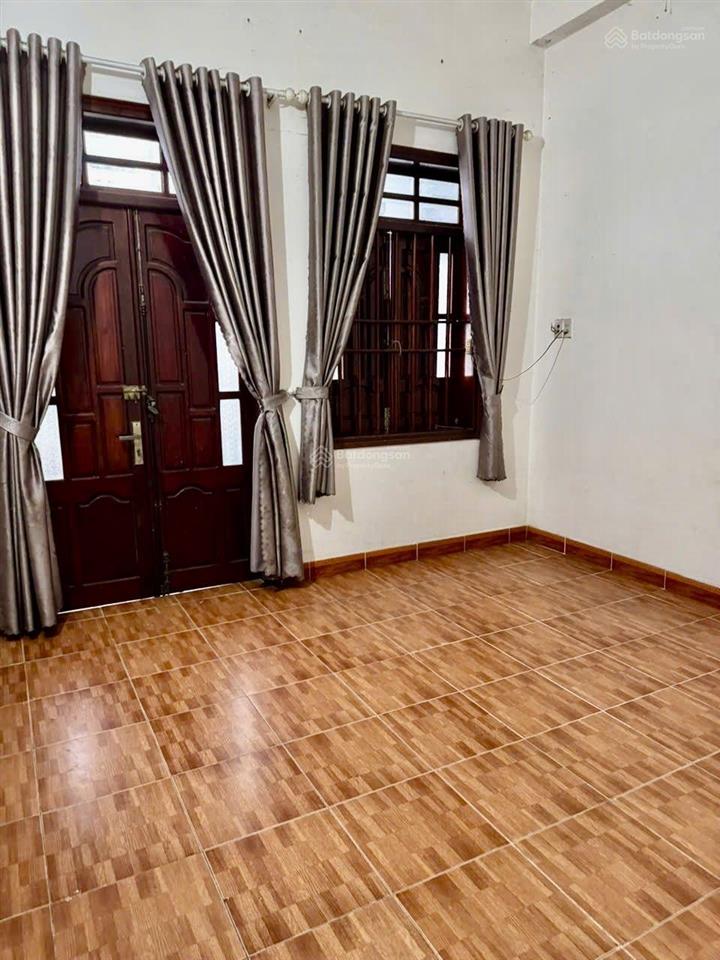 Bán nhà tân chánh hiệp q12, 55 m2, chỉ 4 tỷ 8 hẻm rộng thoáng.  nhà thật sài gòn