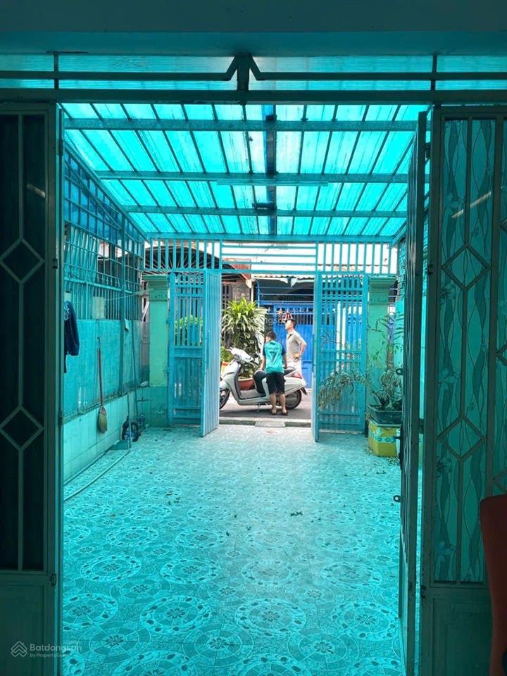 Bán nhà tân chánh hiệp, 83 m2, chỉ 4 tỷ 690, xe hơi tận cửa.  ngà nhà thật sài gòn hỗ trợ xem nhà