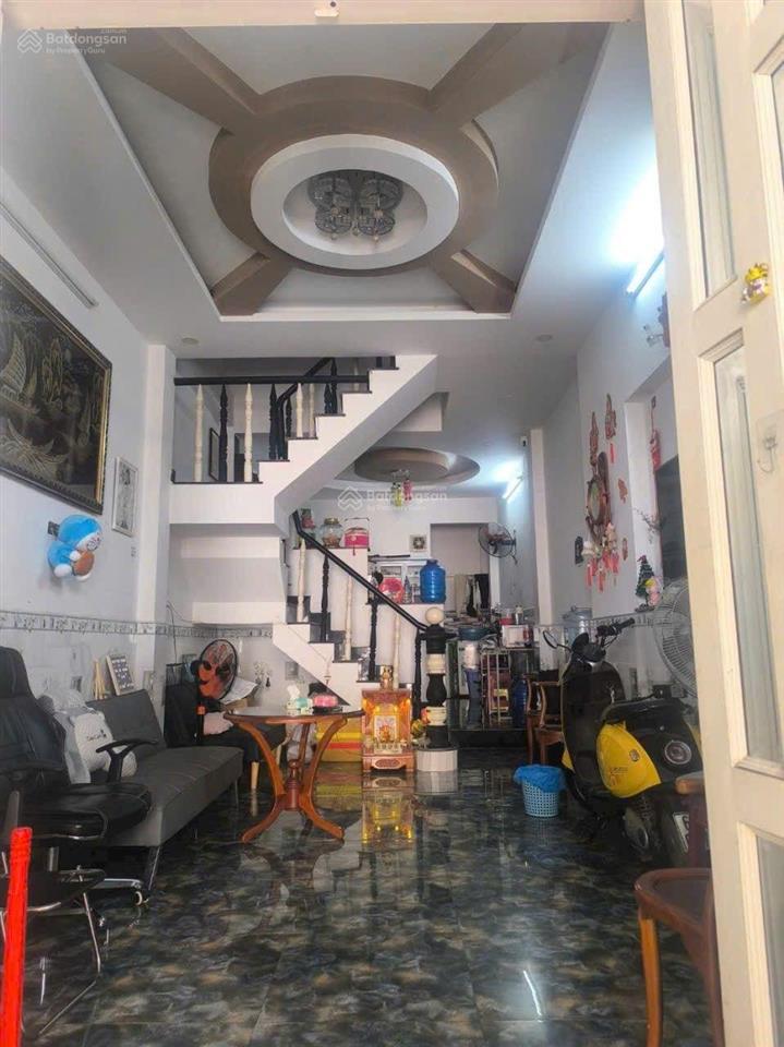 Bán nhà tân thới hiệp, quận 12, chỉ 4 tỷ 150, 54 m2, phân lô đồng bộ.  ngà nhà thật sài gòn