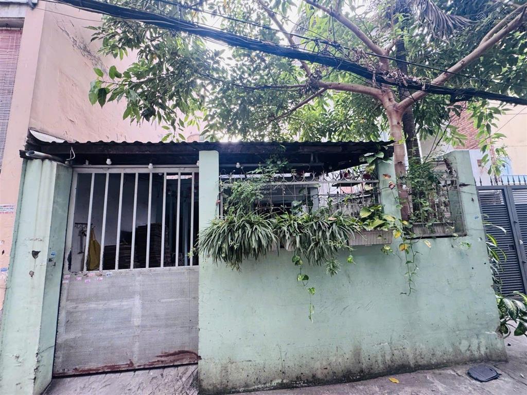 Ngay đường số 2 gò vấp, 95 m2, chỉ 7 tỷ 750 hẻm xe hơi thông thoáng  ngà nhà thật sài gòn.