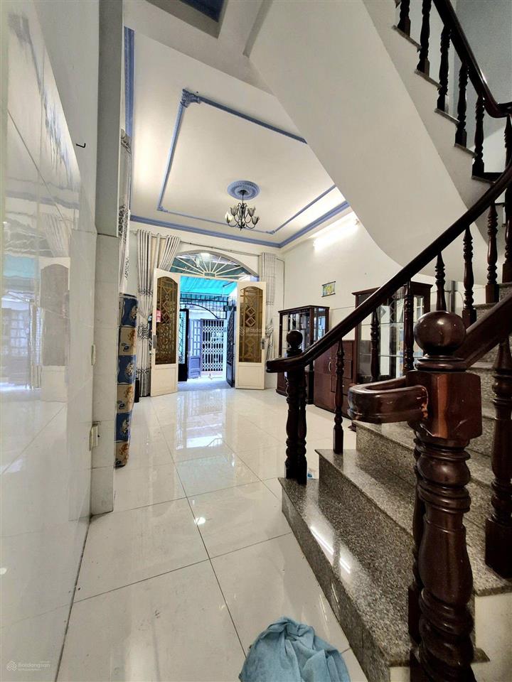 Bán nhà quang trung gò vấp, 63 m2 chỉ 6 tỷ 2 hẻm xe hơi,  ngà nhà thật sài gòn hỗ trợ xem nhà.