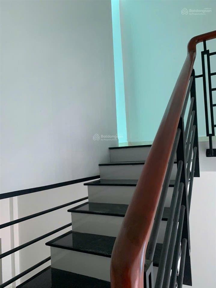 Nhà huỳnh thị hai 48 m2, bán 4590.  ngà nhà thật sài gòn hỗ trợ xem nhà trực tiếp.