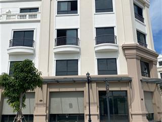 Bán căn cạnh góc 77,5m2, mặt đường 20m đối diện bãi đỗ xe. dễ kinh doanh, đầu tư dễ thanh khoản