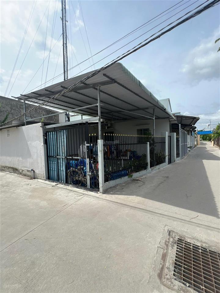 BÁN ĐẤT TẶNG NHÀ - LÔ GÓC CHÍNH CHỦ - THỔ CƯ 100% Xã Phước Lý, Huyện Cần Giuộc, Long An