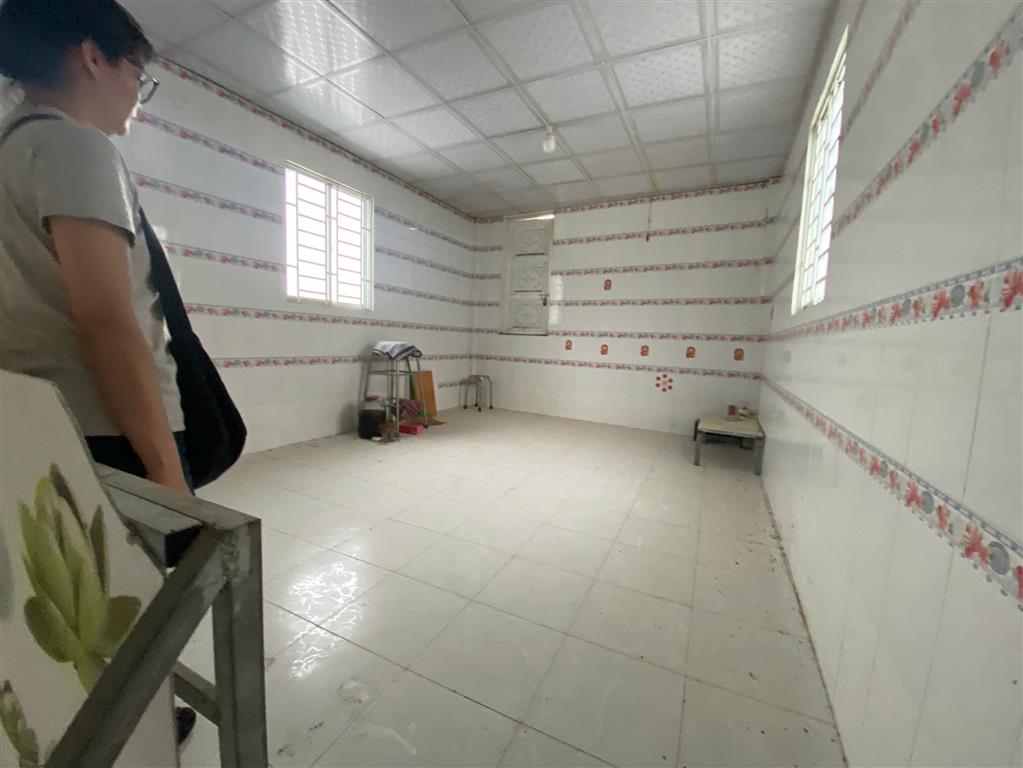 BÁN NHÀ MỚI ĐẸP, NỞ HẬU - Hẻm 298 Thoại Ngọc Hầu, P. Tịnh Biên, TX. Tịnh Biên, An Giang.