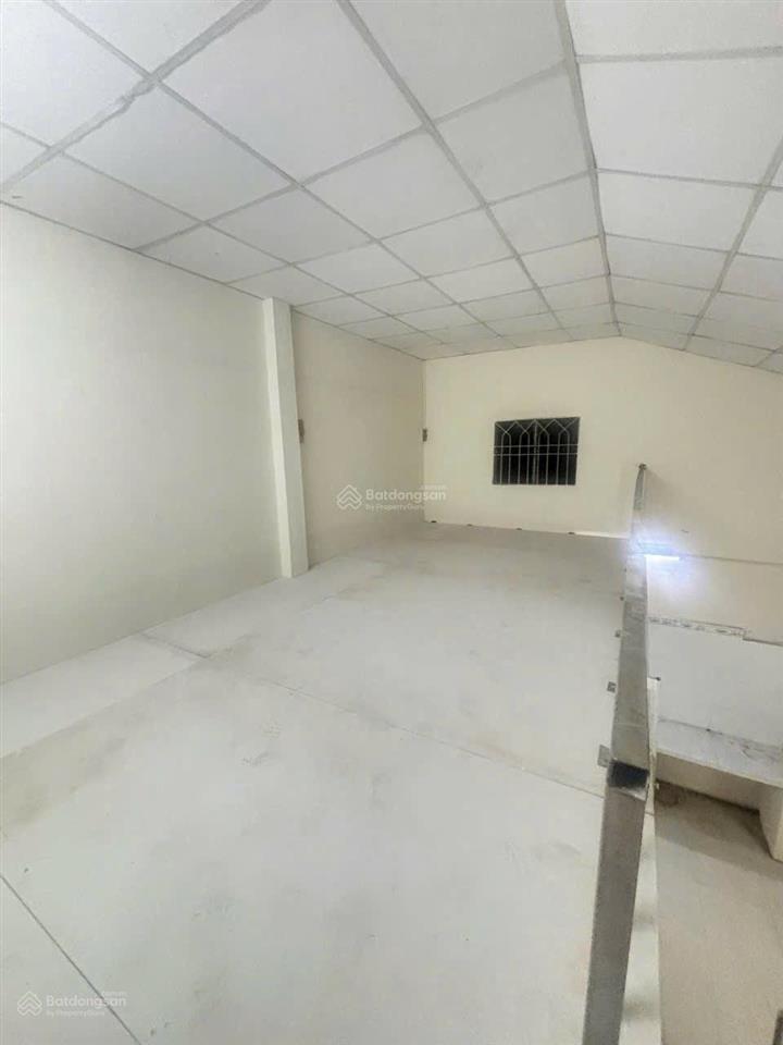 Nhà c4 3pn2wc giá mềm nhất khu vực khu dân cư văn minh ngang 5m8 giá 3ty990 tl