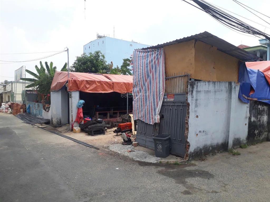 Lô đất hiếm góc 3 mặt tiền hẽm oto quay đầu
 ngang 11 dài 14 ( tổng diện tích 154m2)
hướng tây bắc