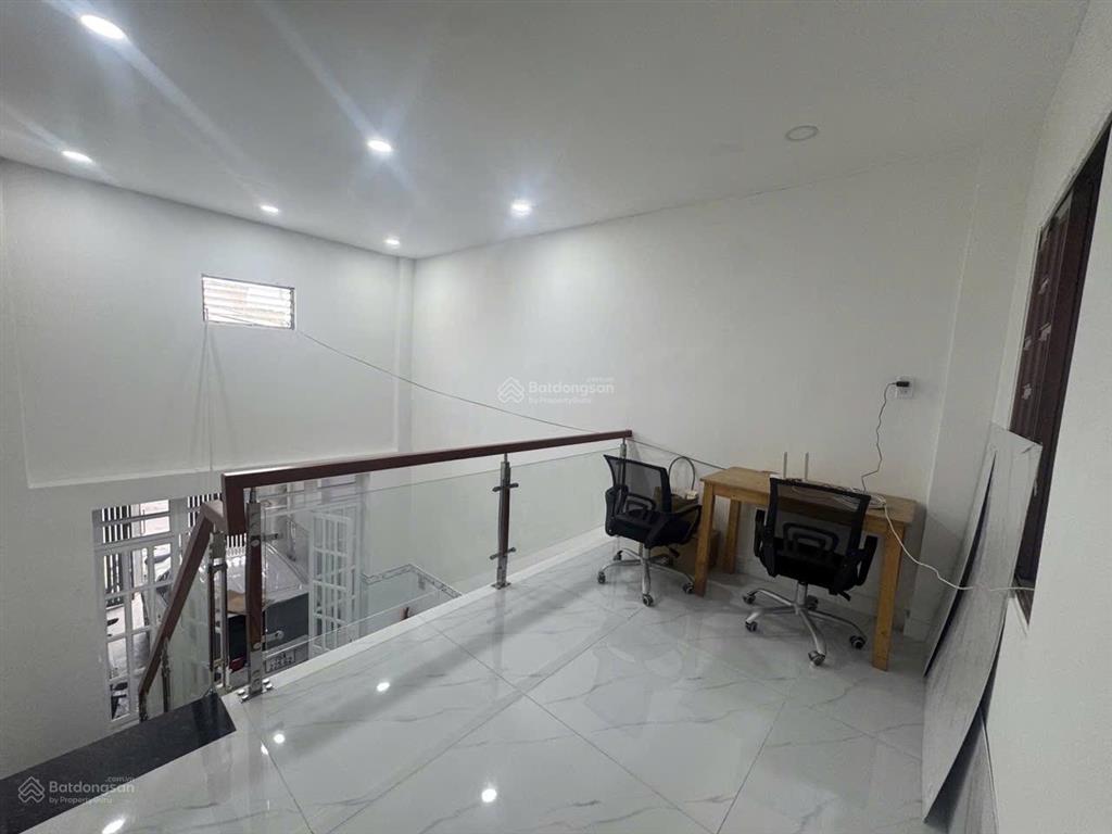Mặt tiền đường số  tăng nhơn phú b  xe hơi ngủ trong nhà  65m2  giá 5.5 tỷ tl