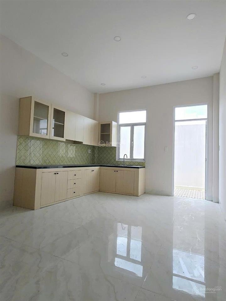 Nhà mặt tiền đường số p. long bình  xe hơ đậu trước cửa 67m  giá 4 tỷ 5 tl