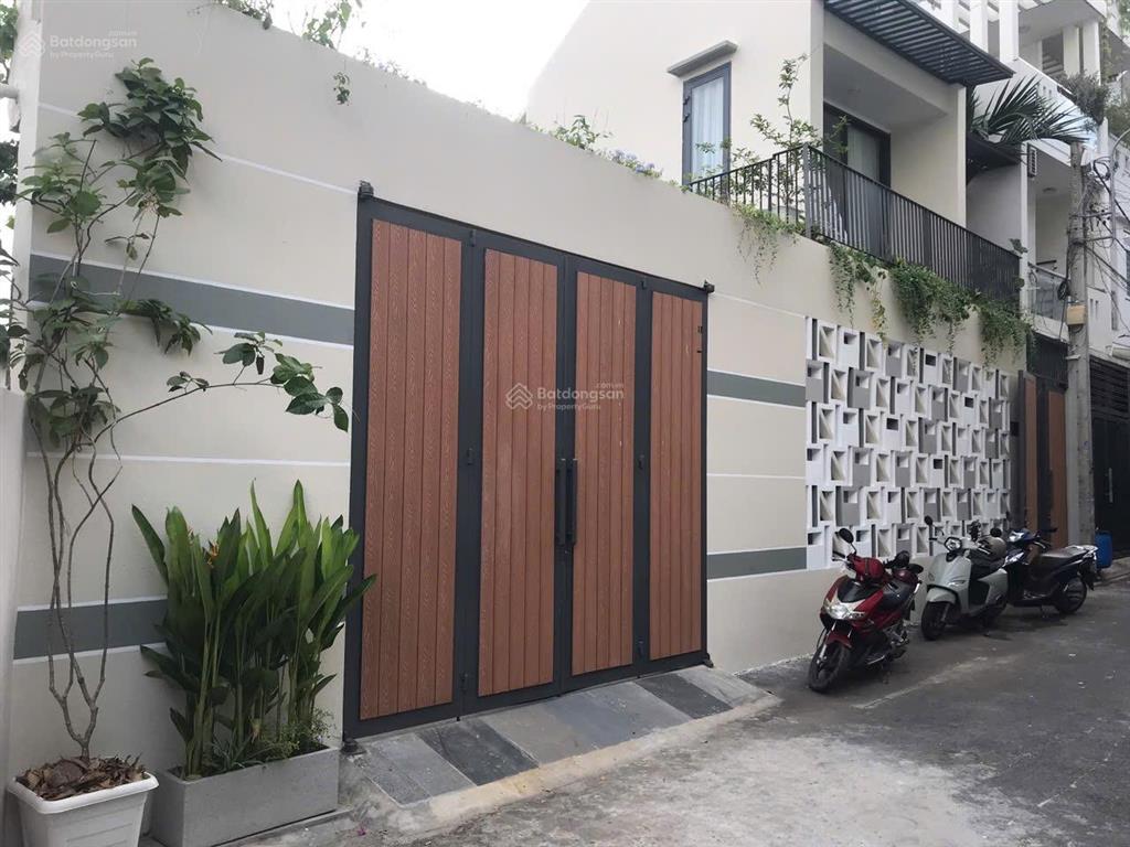 Biệt thự sân vườn đình phong phú  ngay vincom lê văn việt  200m  2 tầng  chỉ 15.2tỷ.