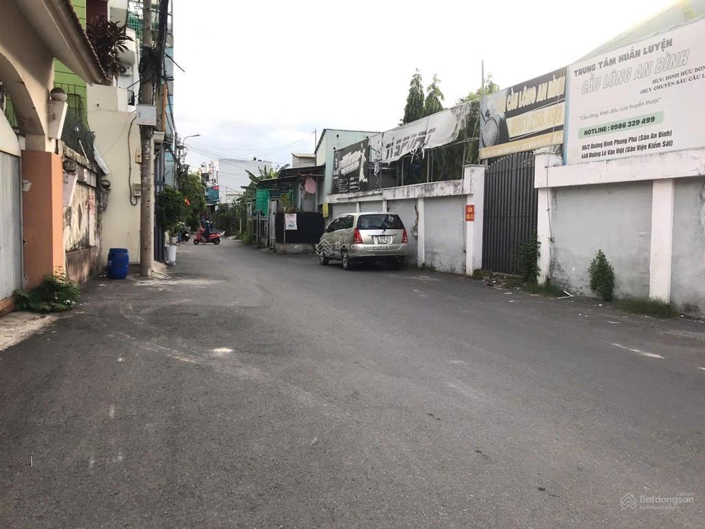 Biệt thự sân vườn đình phong phú  ngay vincom lê văn việt  200m  2 tầng  chỉ 15.2tỷ.