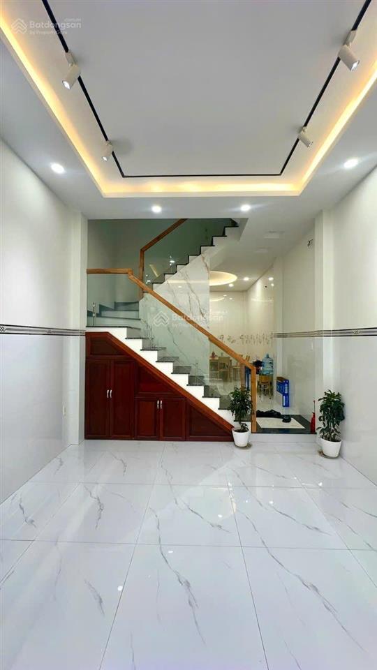 Bán nhà mới  bưng ông thoàn, phú hữu 4pn 3wc giá 6.8 tỷ