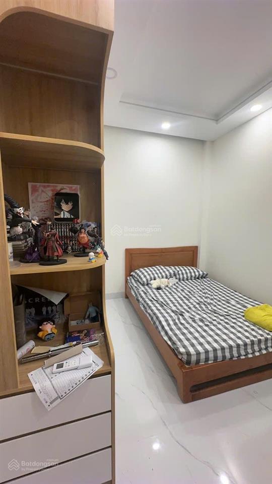 Bán nhà mới  bưng ông thoàn, phú hữu 4pn 3wc giá 6.8 tỷ