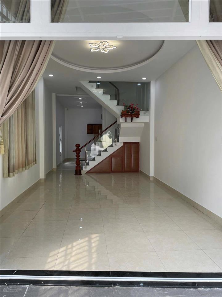 Góc 2 mặt hẻm xe tải né nhau  sát vincom q.9  xe hơi ngủ trong nhà  giá chỉ 6.1 tỷ!