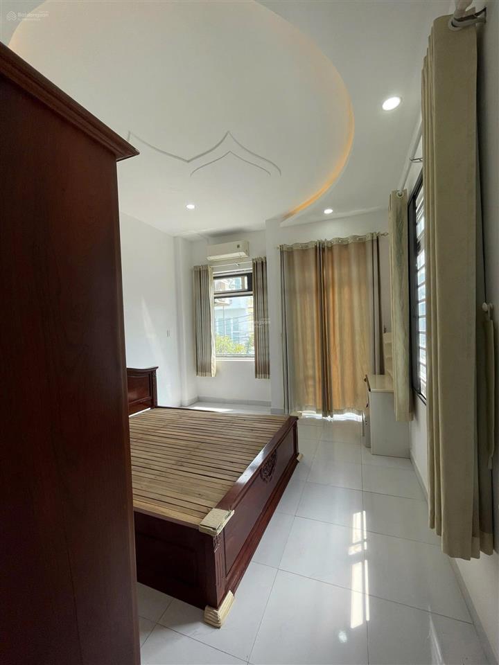 Góc 2 mặt hẻm xe tải né nhau  sát vincom q.9  xe hơi ngủ trong nhà  giá chỉ 6.1 tỷ!