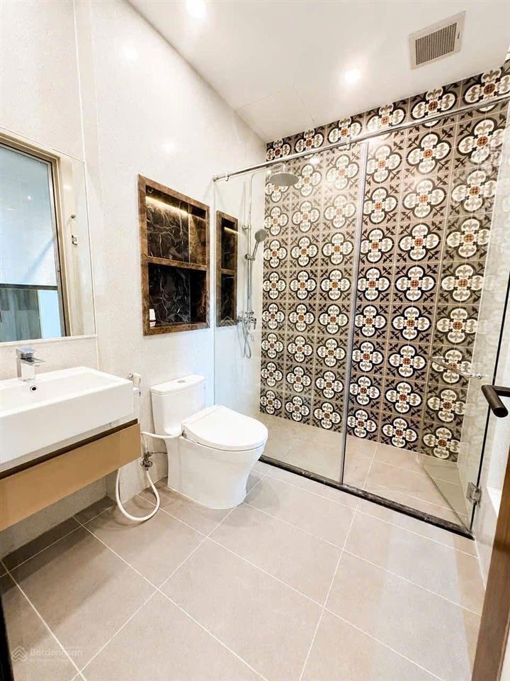 Bán căn duplex la atoria 220m 4pn3wc 383nguyễn duy trinh quận 2