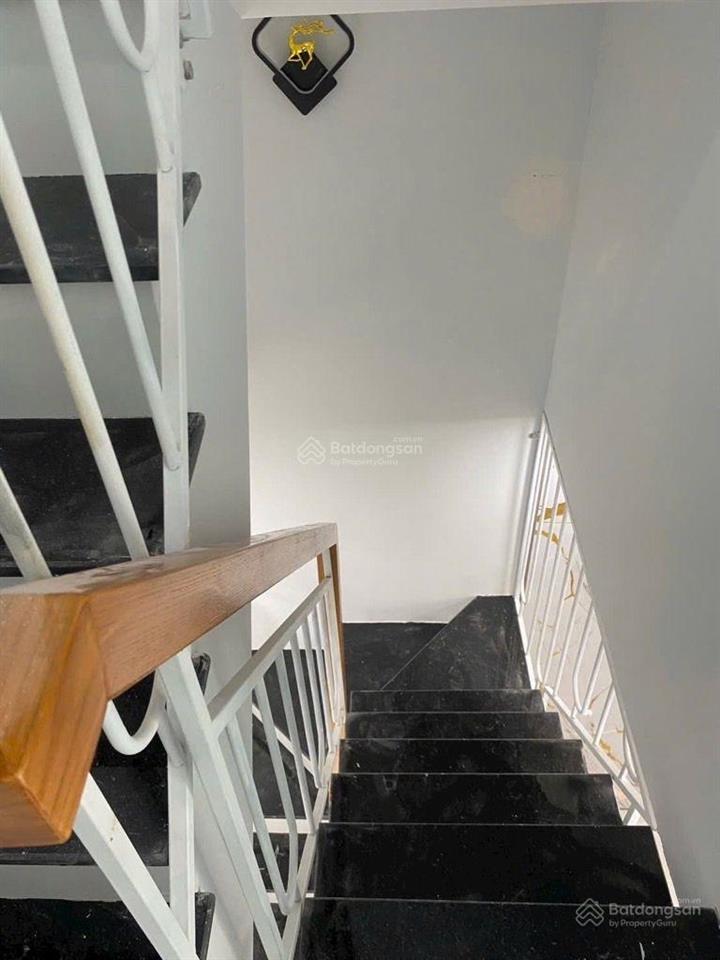 Chỉ 2 tỷ hơn có ngay nhà sổ hồng riêng 2 tầng nở hậu tài lộc gần nguyễn ảnh thủ  song hành ql22