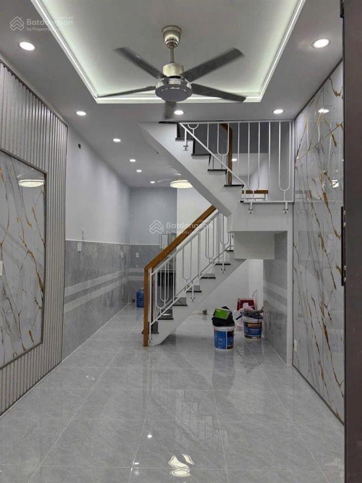 Chỉ 2 tỷ hơn có ngay nhà sổ hồng riêng 2 tầng nở hậu tài lộc gần nguyễn ảnh thủ  song hành ql22