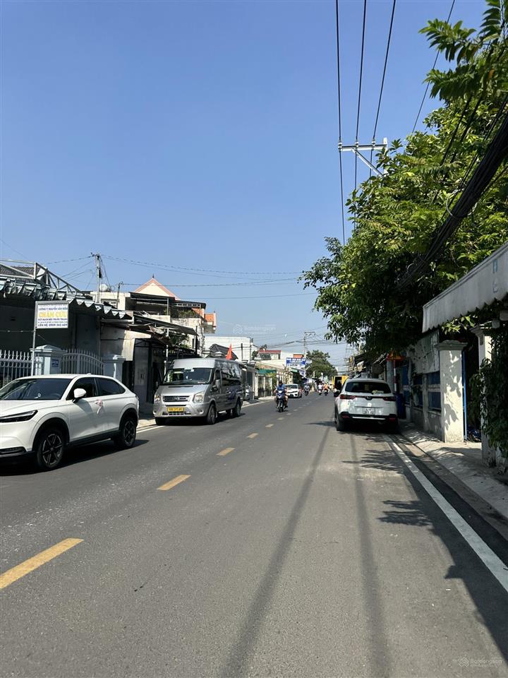 Siêu phẩm 2 mặt tiền  ngay trung mỹ tân xuân  gần lê thị hà  2 tầng  đường 10m xe tải tránh