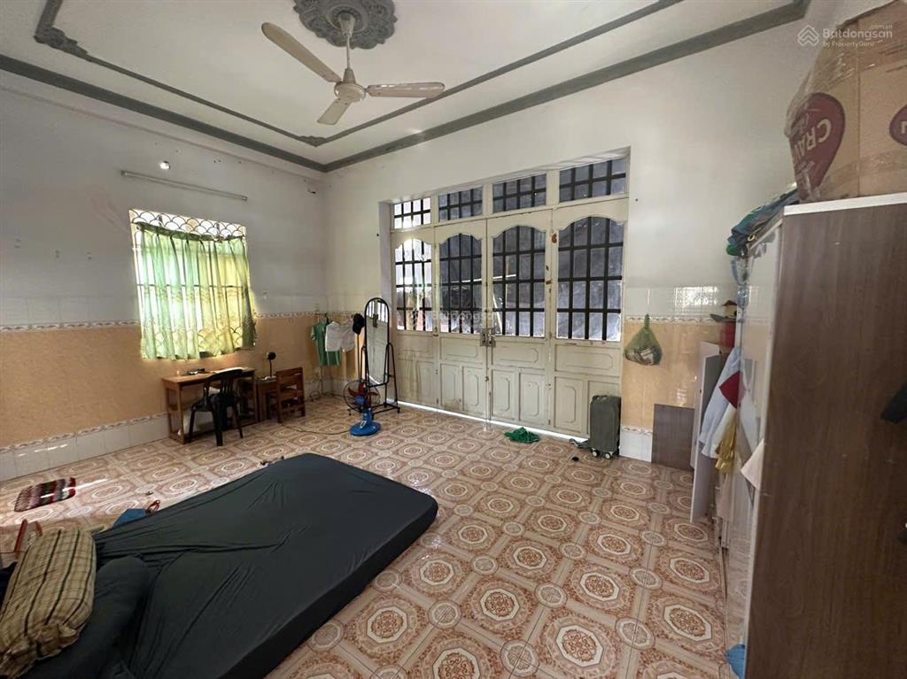 Bán gấp  3 tầng  2pn tiện thiết kế biệt thự mini  chdv  nhỉnh 20tr/m2 ngang đỉnh 11,5m gần chợ