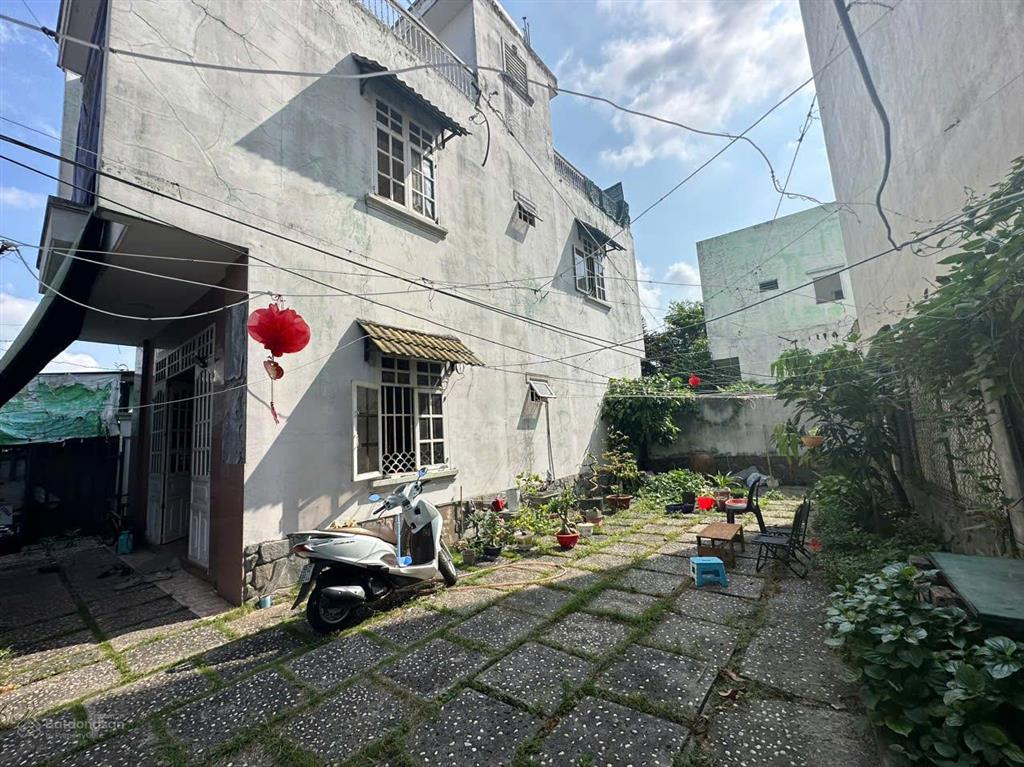 Bán gấp nhà 158m2 ngang đỉnh 11,5m  tiện xây sửa biệt thự mini ở cực sướng  hay chdv cho thuê