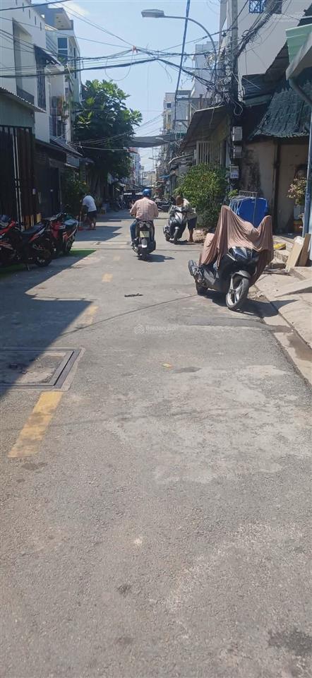 Bán gấp  mặt tiền giá hẻm  ngang 5 nở hậu 6m x 19m  3 tầng btct  còn mới và chắc chắn  3pn