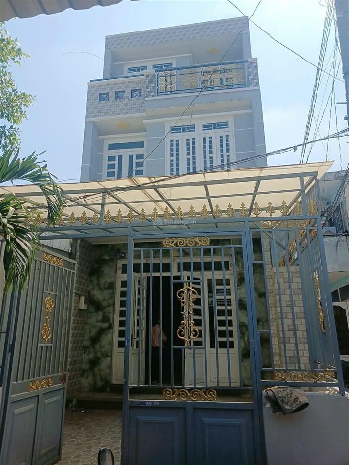 Bán gấp  mặt tiền giá hẻm  ngang 5 nở hậu 6m x 19m  3 tầng btct  còn mới và chắc chắn  3pn